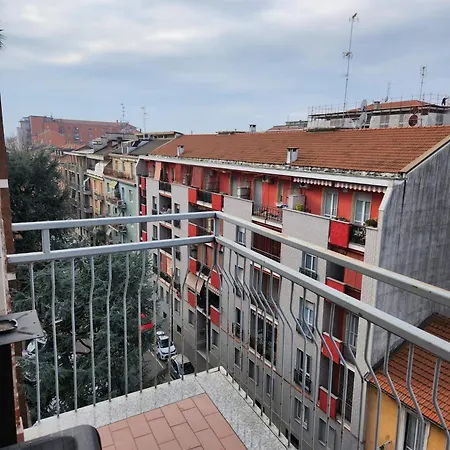 - Metro M1 Sesto Rondo Affittacamere